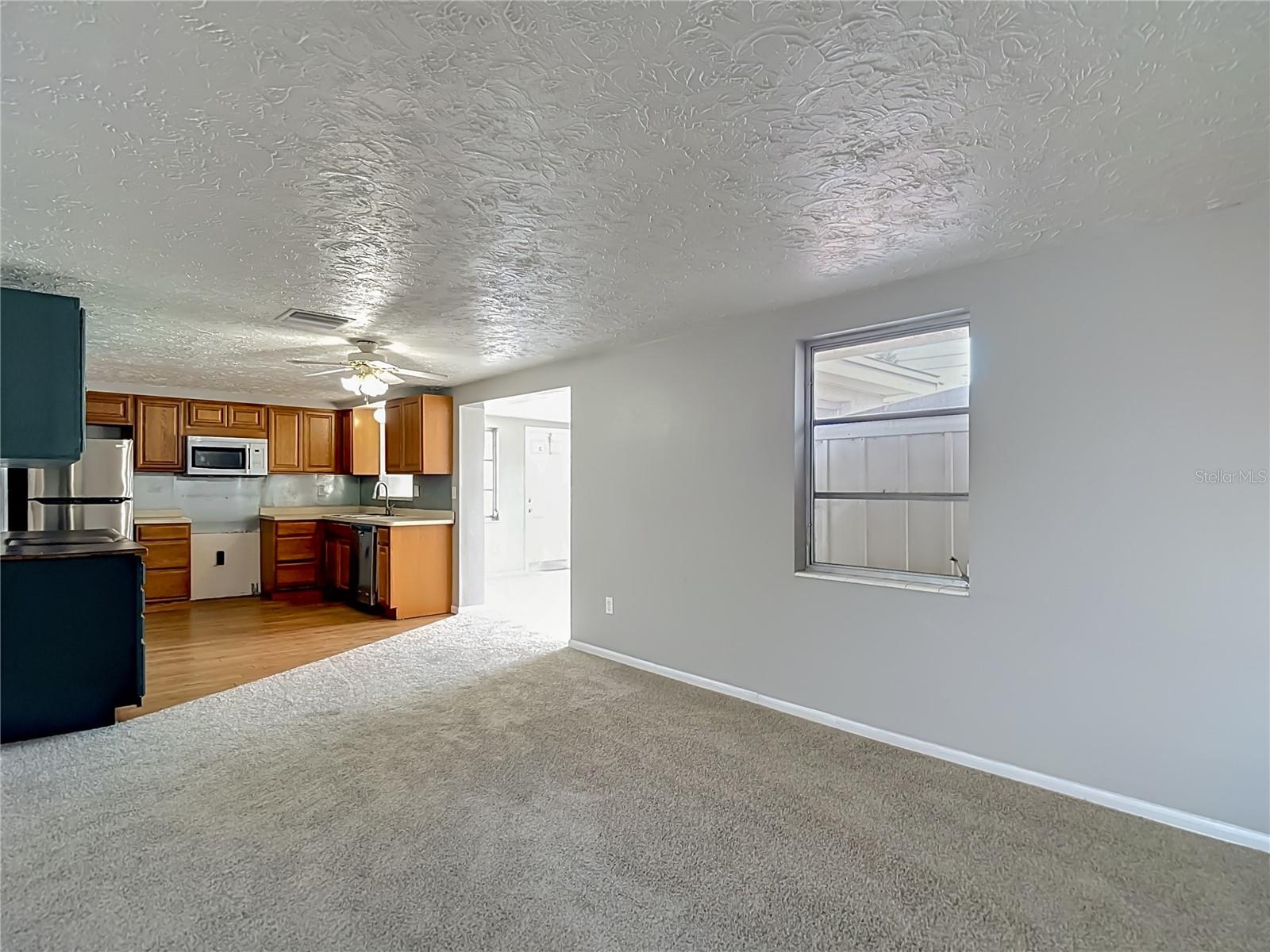 ALOHA GARDENS - Residential