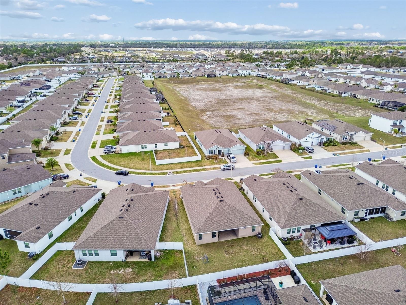 BARRINGTON/STERLING HILL UN 1 - Residential