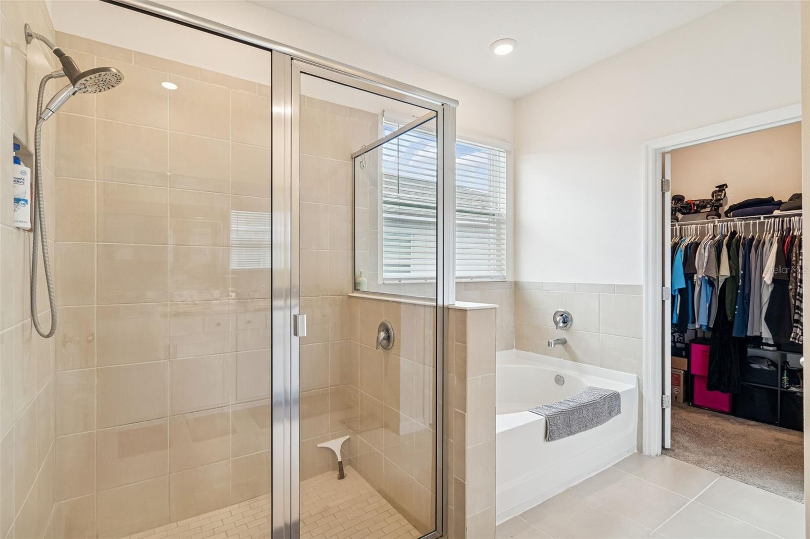 BARRINGTON/STERLING HILL UN 1 - Residential