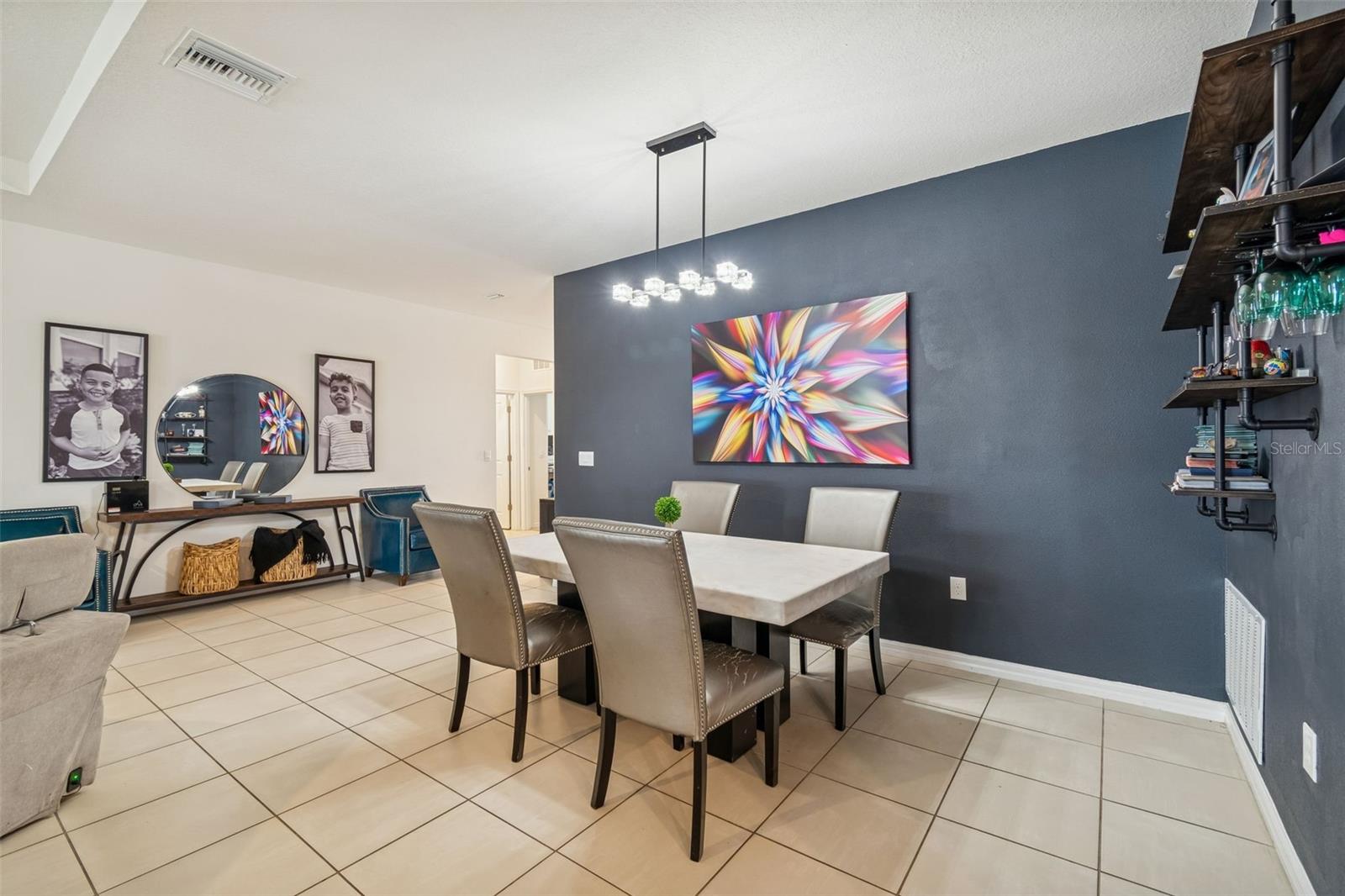 BARRINGTON/STERLING HILL UN 1 - Residential