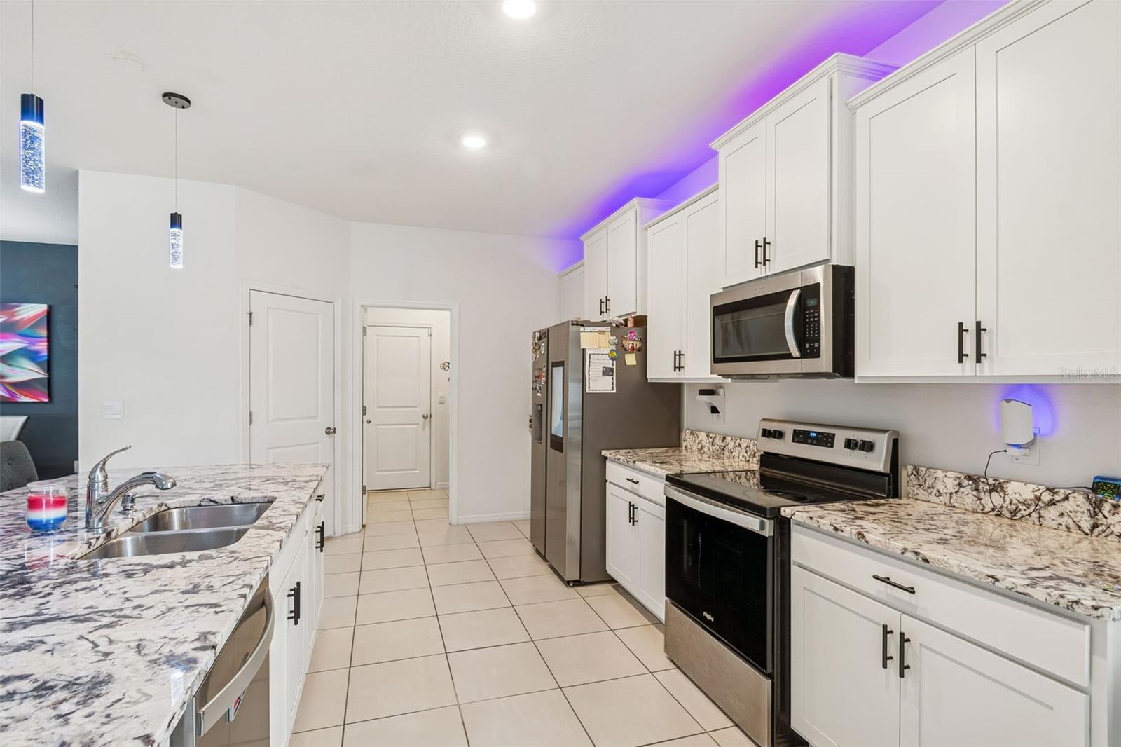 BARRINGTON/STERLING HILL UN 1 - Residential