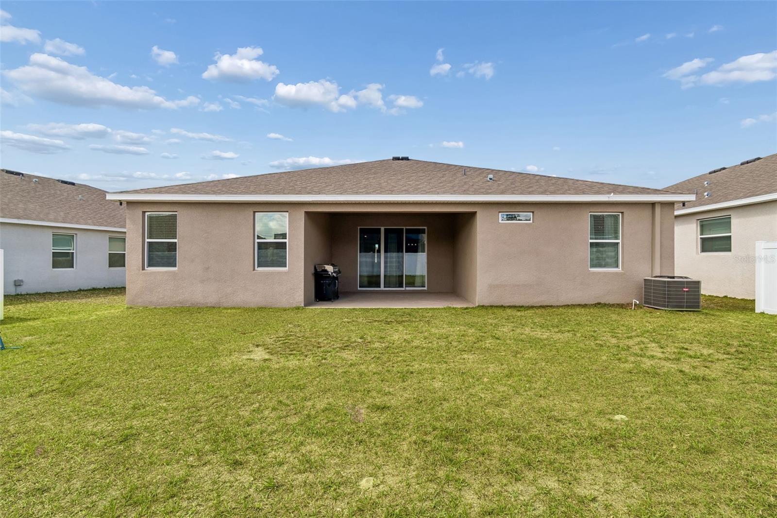 BARRINGTON/STERLING HILL UN 1 - Residential