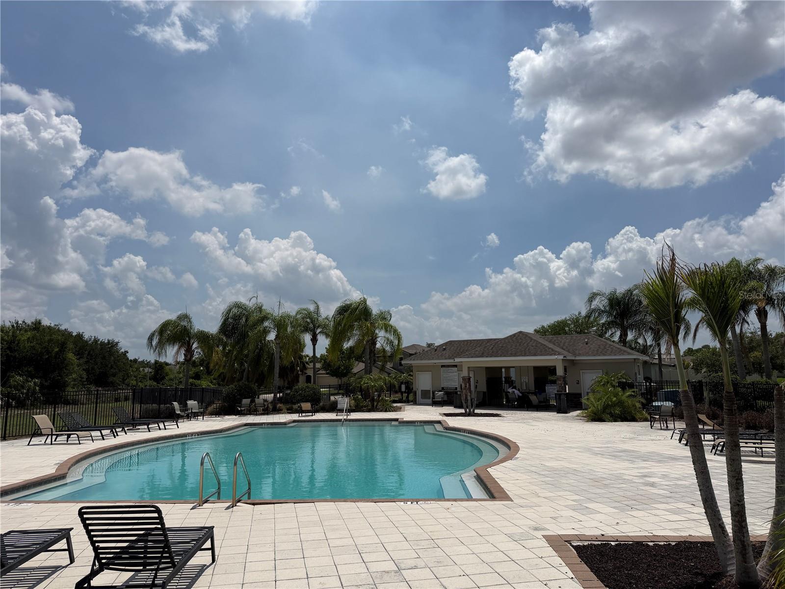 TWIN CREEKS PH 1 & 2 - Residential