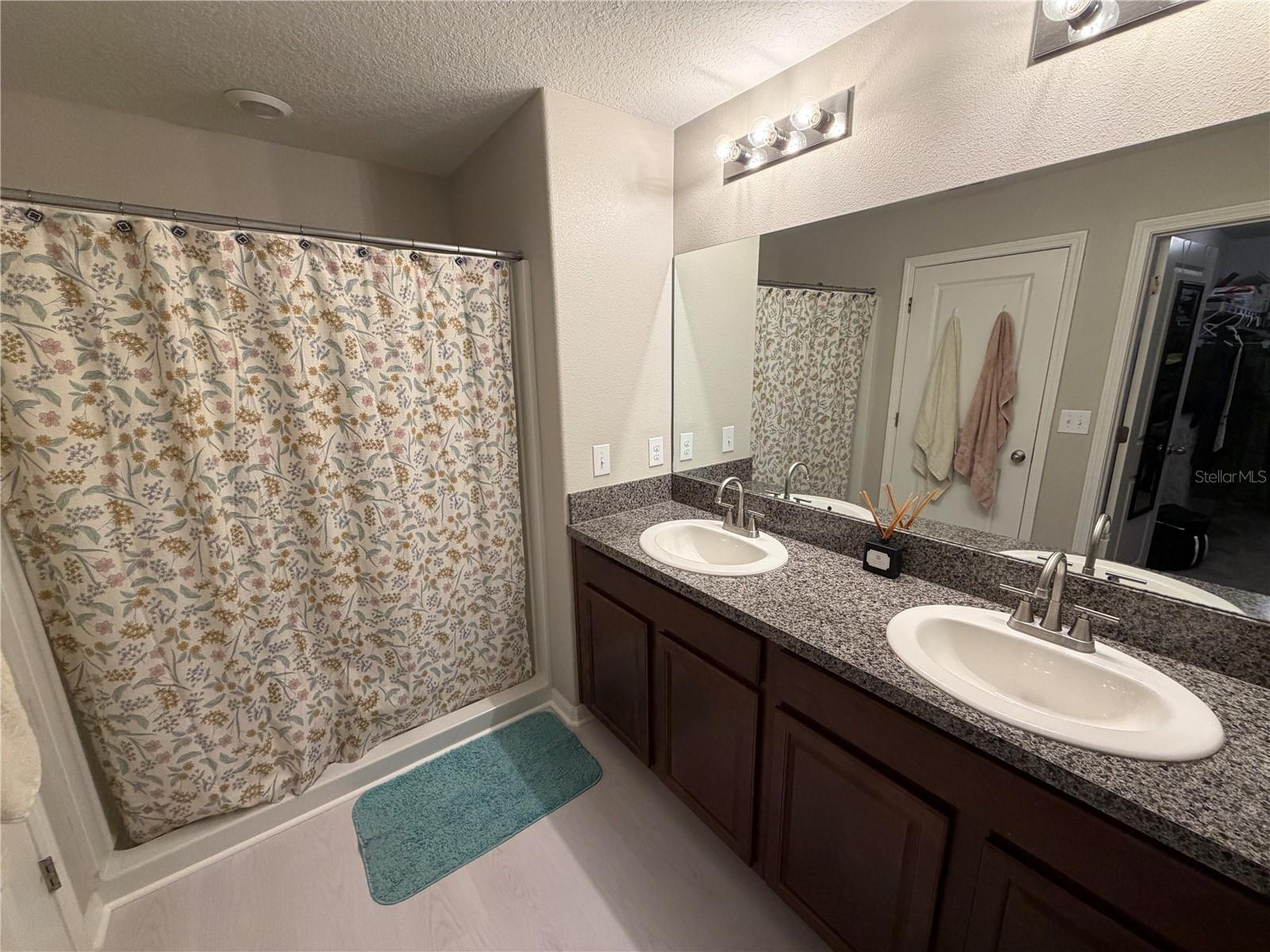 TWIN CREEKS PH 1 & 2 - Residential