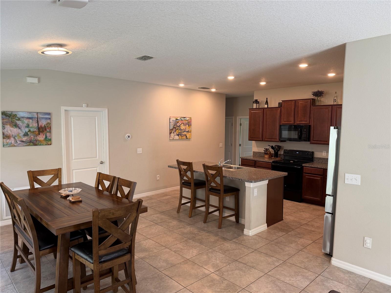 TWIN CREEKS PH 1 & 2 - Residential