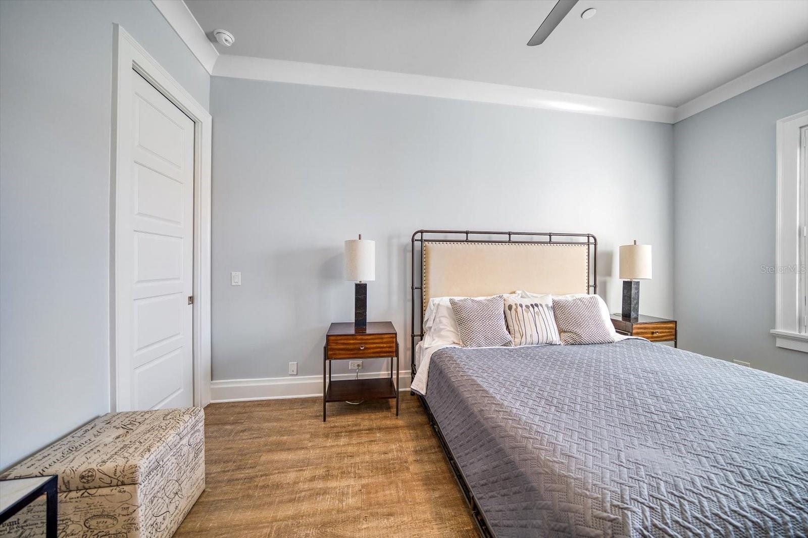 BRIGHTWATER BLUE TWNHMS - Residential