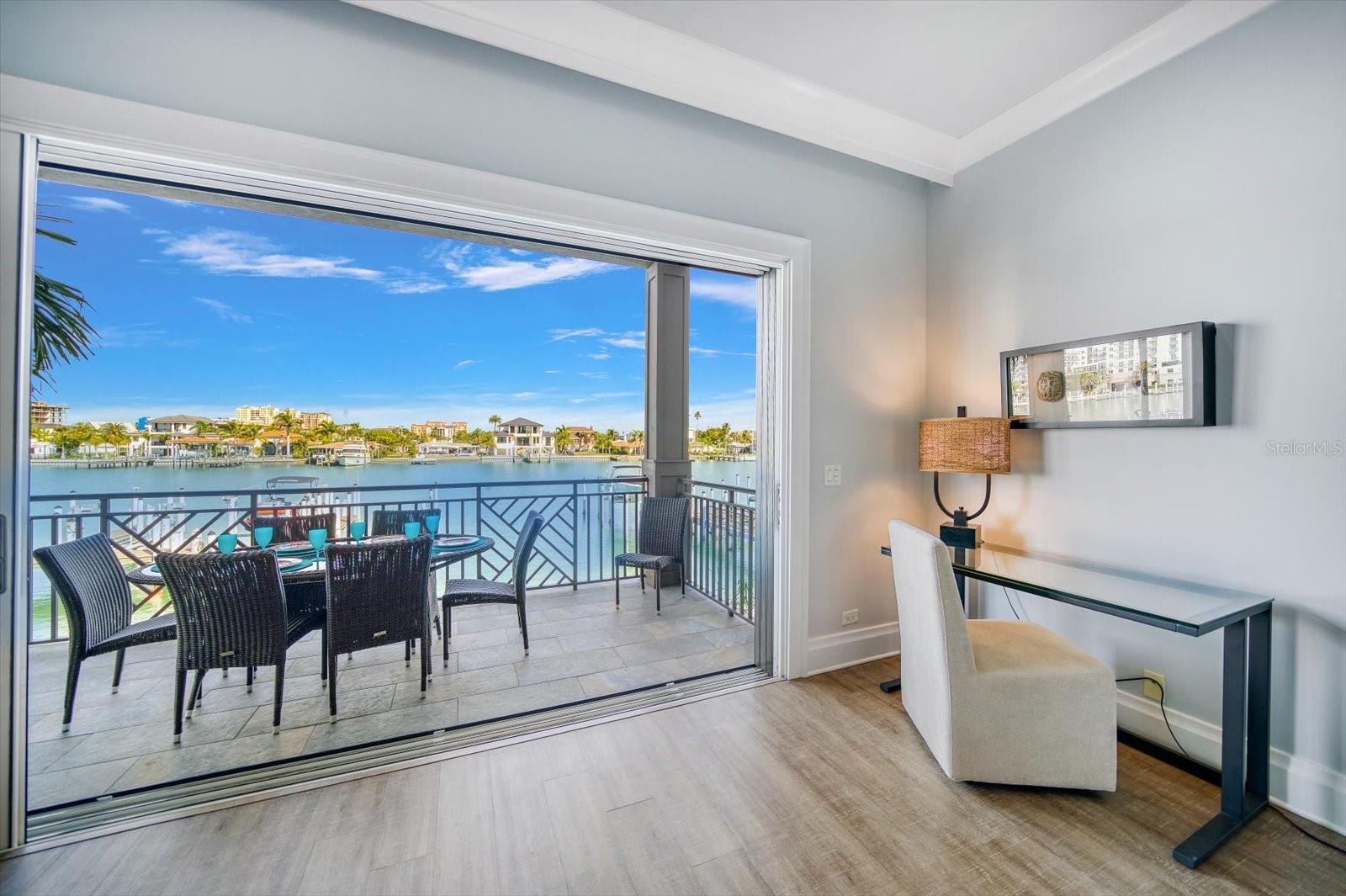 BRIGHTWATER BLUE TWNHMS - Residential