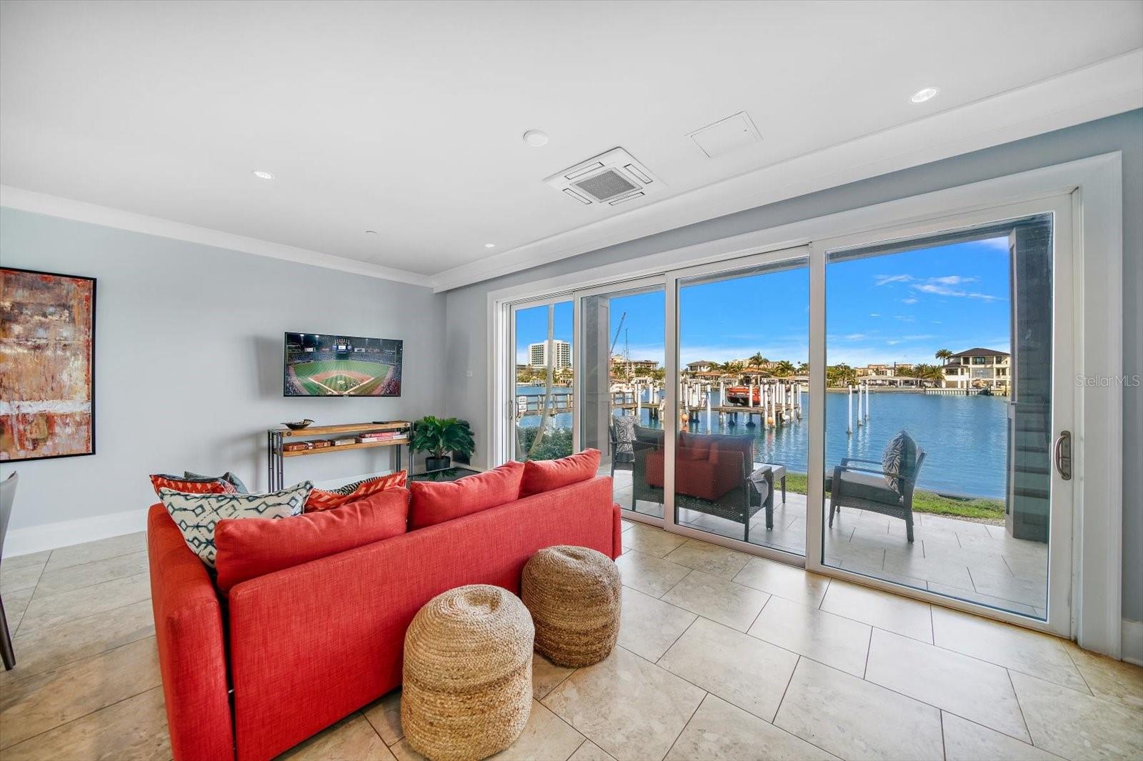 BRIGHTWATER BLUE TWNHMS - Residential