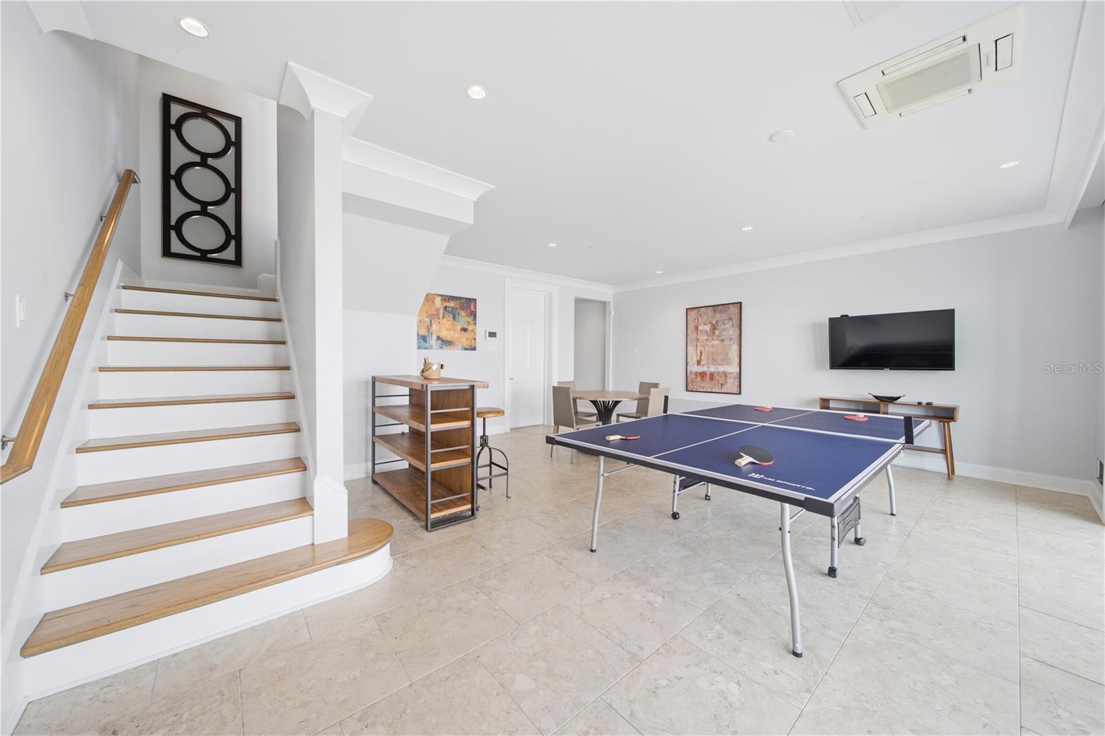 BRIGHTWATER BLUE TWNHMS - Residential