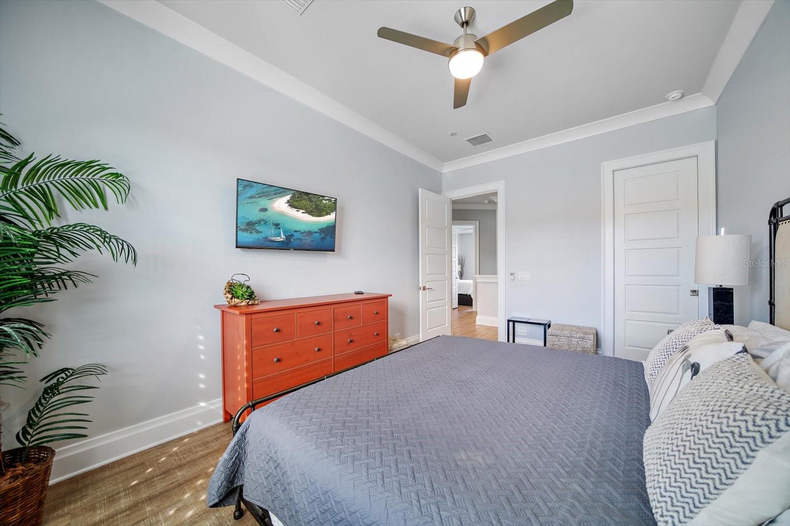 BRIGHTWATER BLUE TWNHMS - Residential