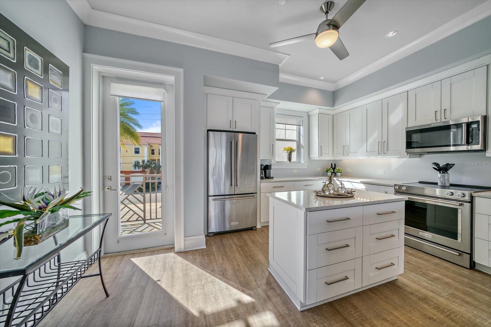 BRIGHTWATER BLUE TWNHMS - Residential