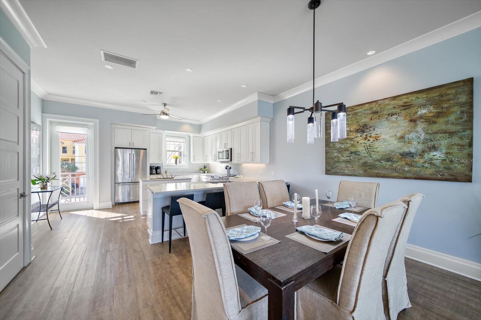 BRIGHTWATER BLUE TWNHMS - Residential