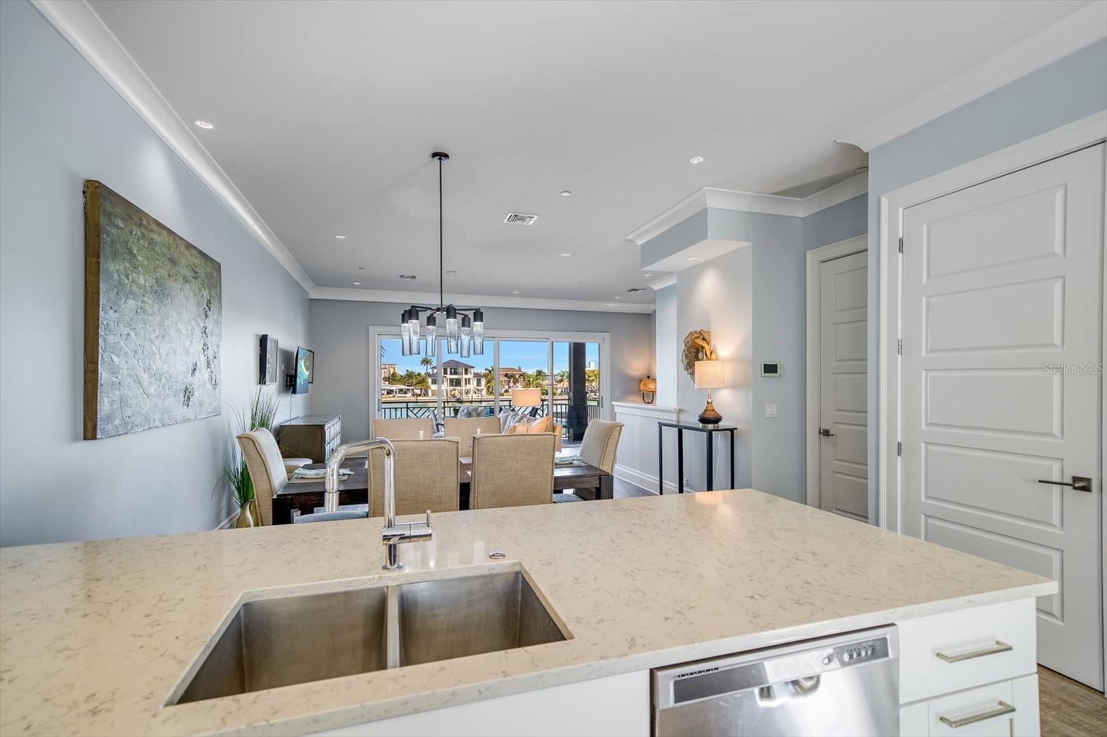 BRIGHTWATER BLUE TWNHMS - Residential