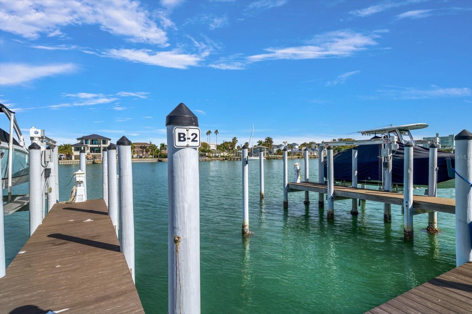 BRIGHTWATER BLUE TWNHMS - Residential