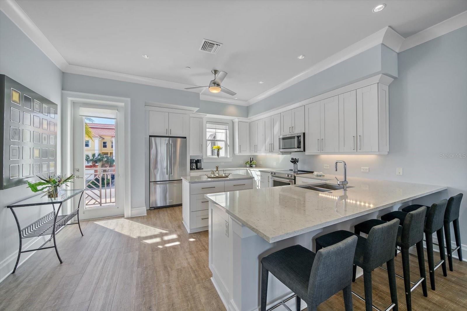 BRIGHTWATER BLUE TWNHMS - Residential