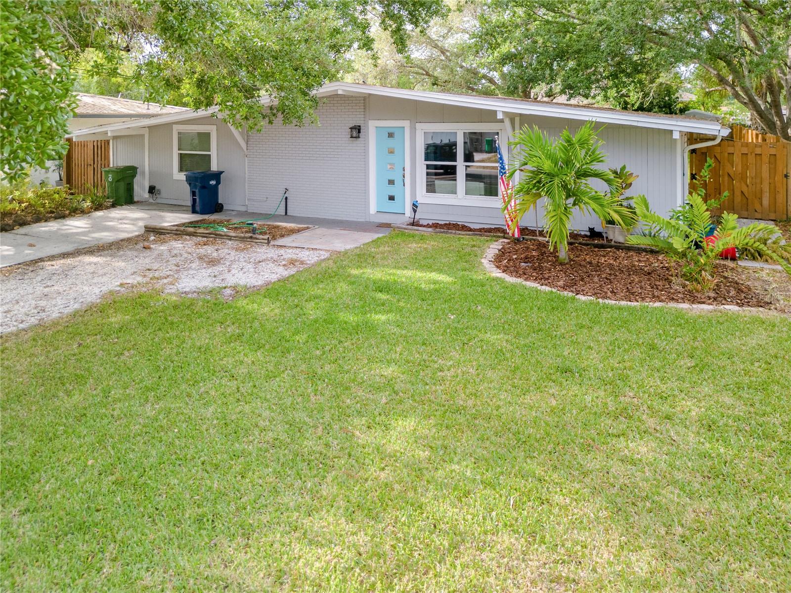 ALTA VISTA TRACTS - Residential Lease