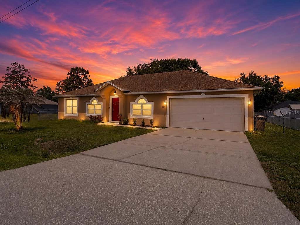 Photo of 819 Abbeville Court, Kissimmee, FL 34759 (MLS # O6382443)