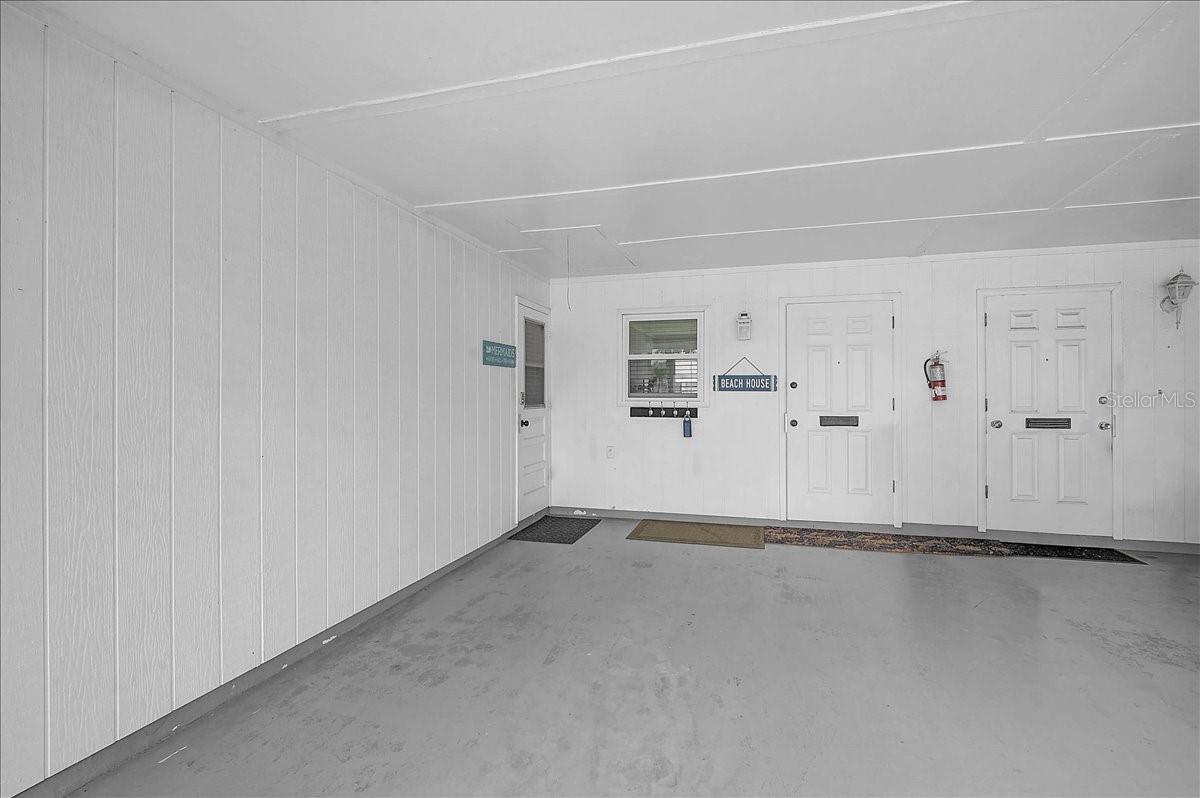 PARKWAY VILLAS - Residential