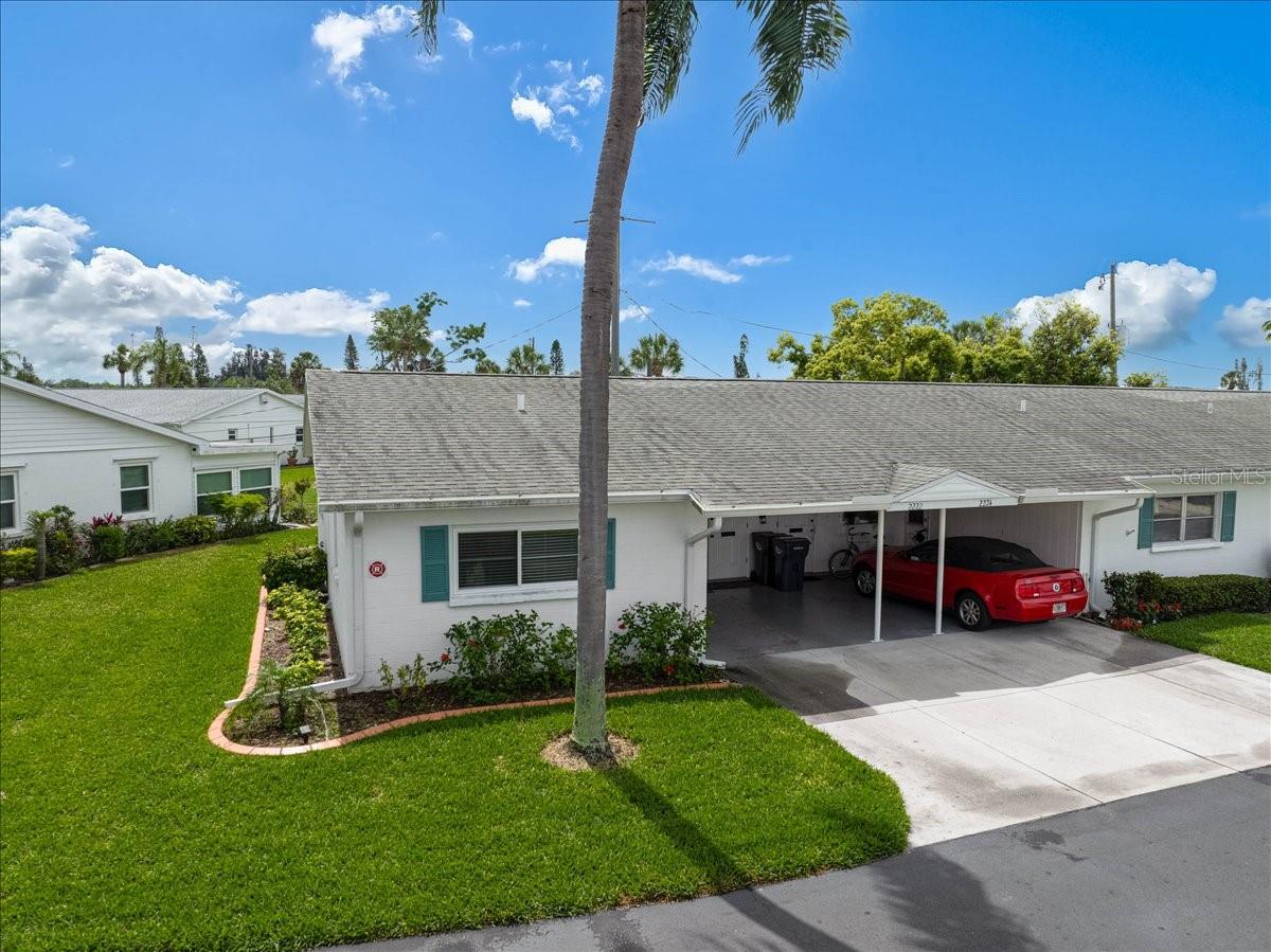 PARKWAY VILLAS - Residential