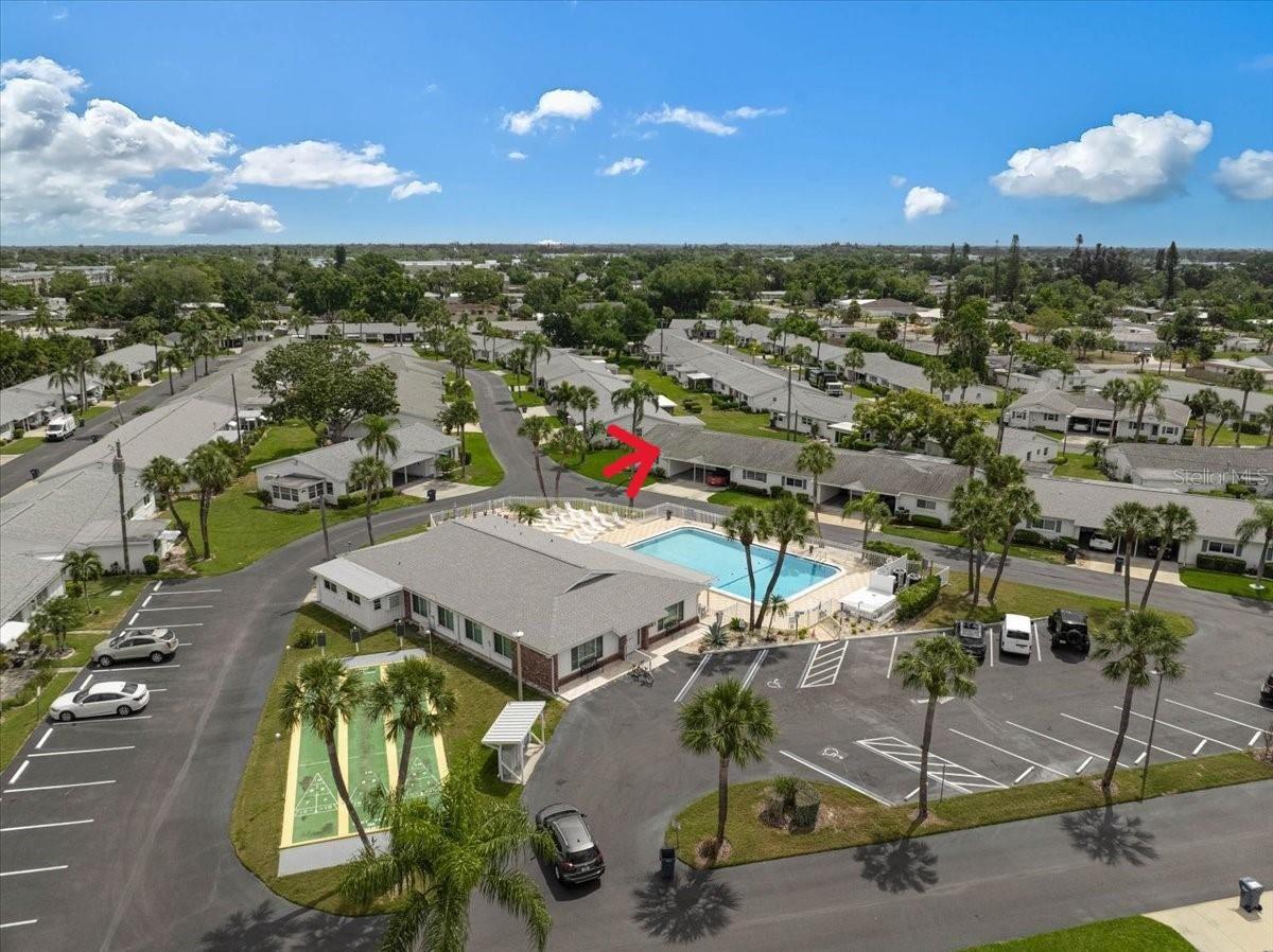 PARKWAY VILLAS - Residential