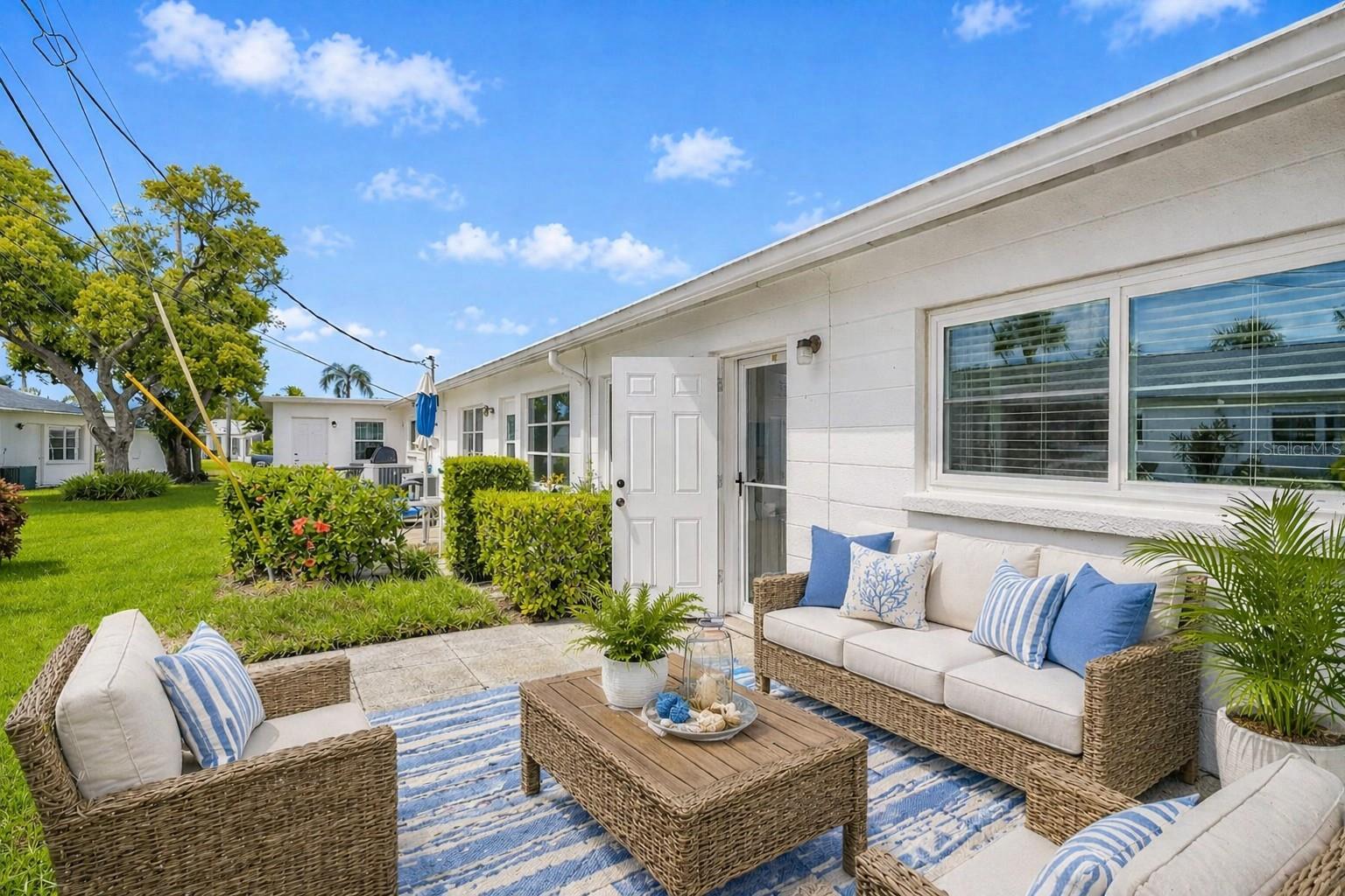 PARKWAY VILLAS - Residential