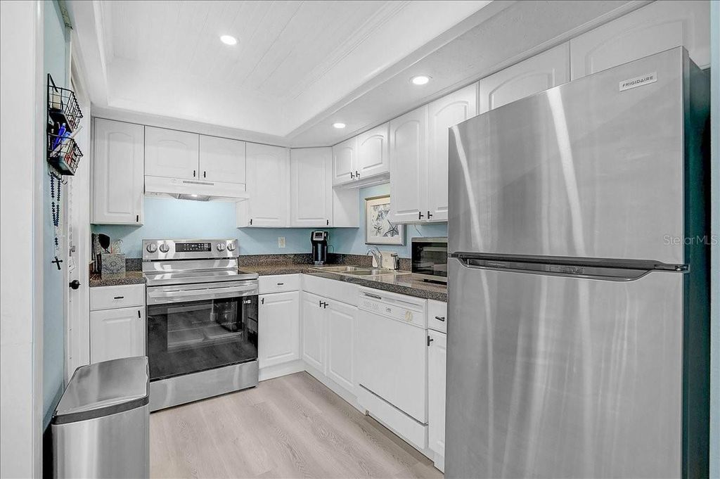 Photo of 2222 Orange Blossom Lane #2222, Bradenton, FL 34207 (MLS # A4689032)