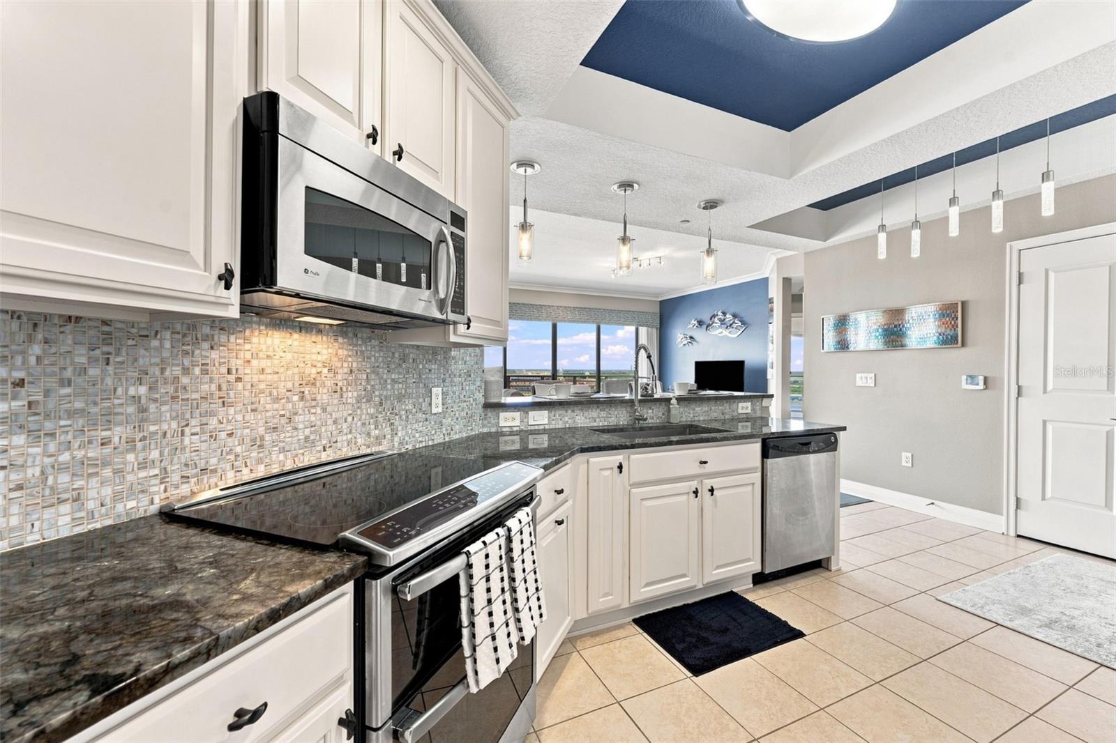 1209 E CUMBERLAND AVENUE 1404