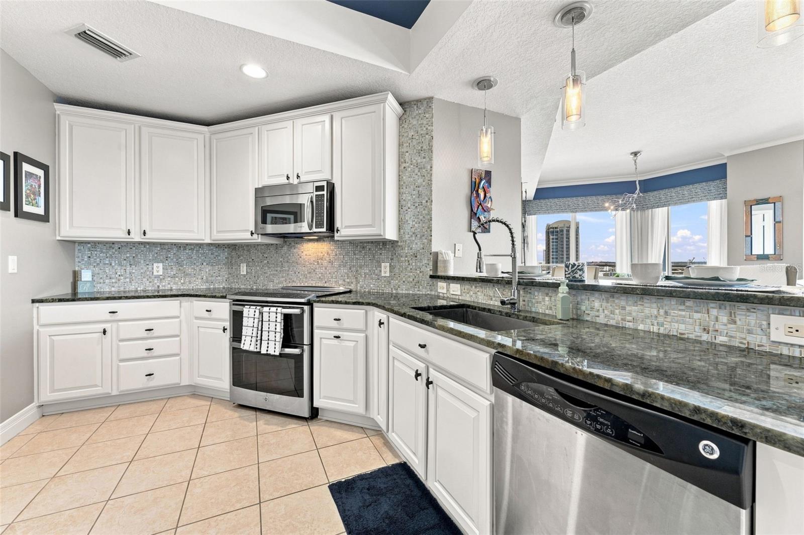 1209 E CUMBERLAND AVENUE 1404