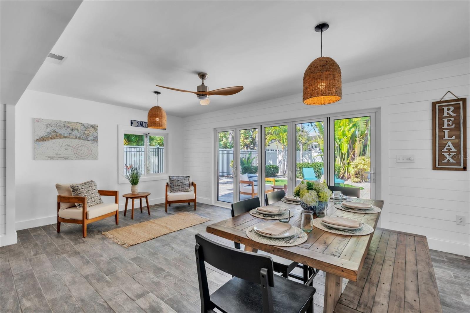 LAKE LA VISTA REP - Residential