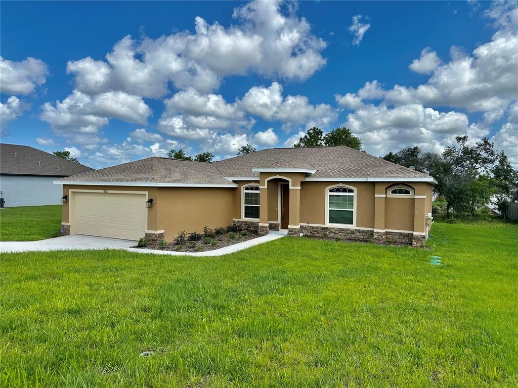 Photo of 13075 House Finch Road, Weeki Wachee, FL 34614 (MLS # W7885915)