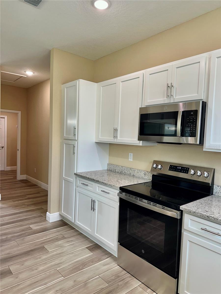 ROYAL HIGHLANDS - Residential