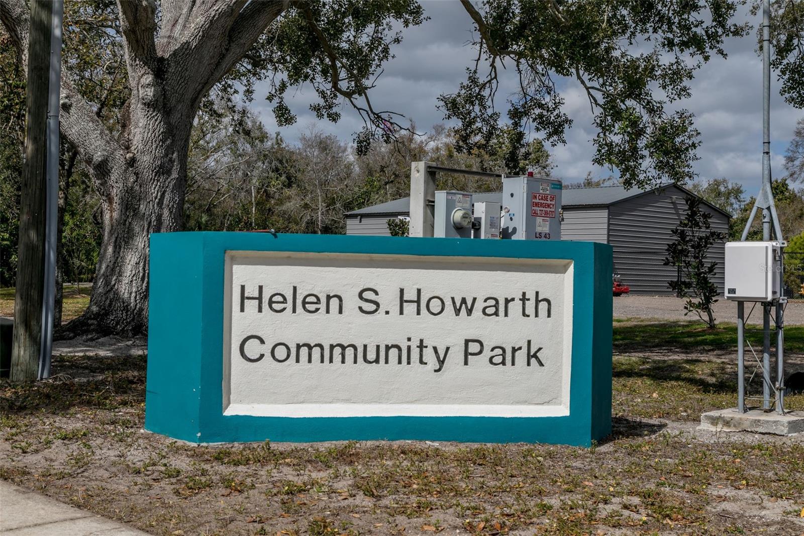 LAKE FOREST CONDO - Residential