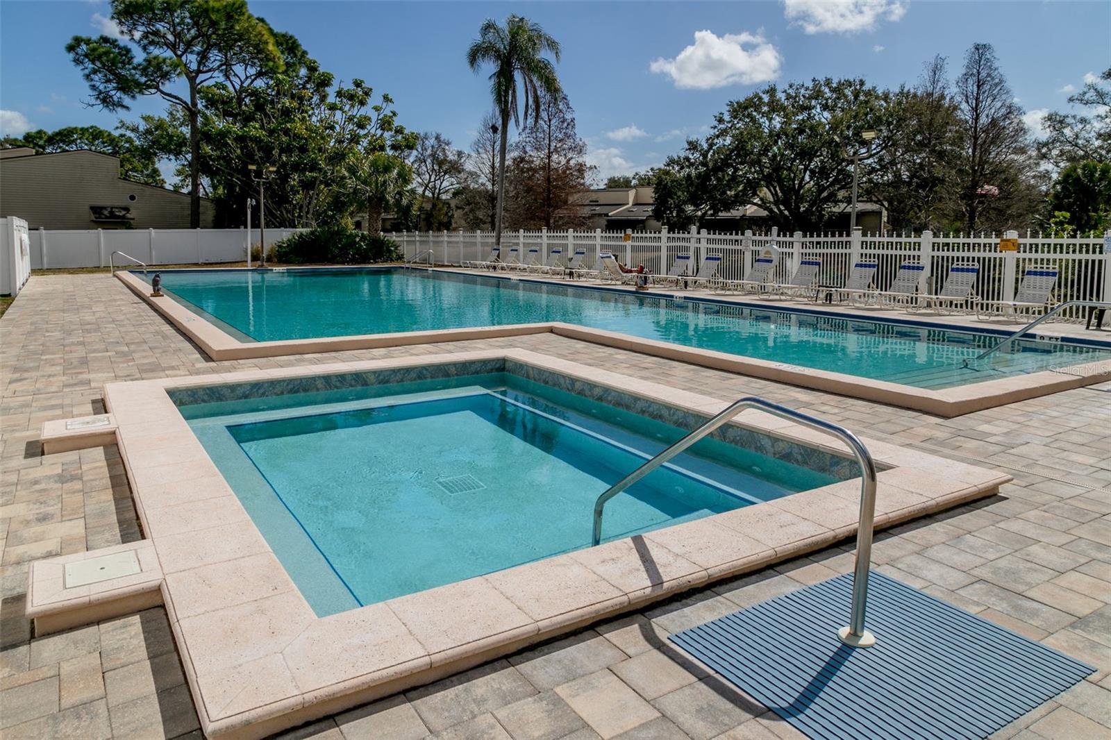 LAKE FOREST CONDO - Residential