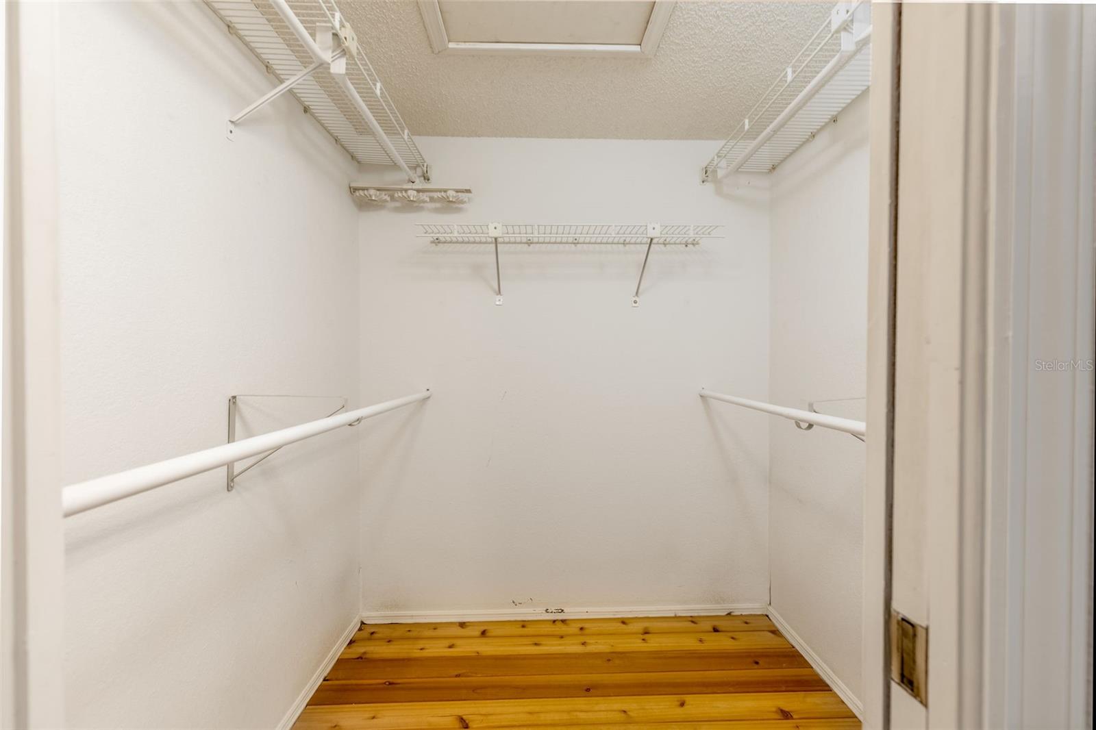 LAKE FOREST CONDO - Residential