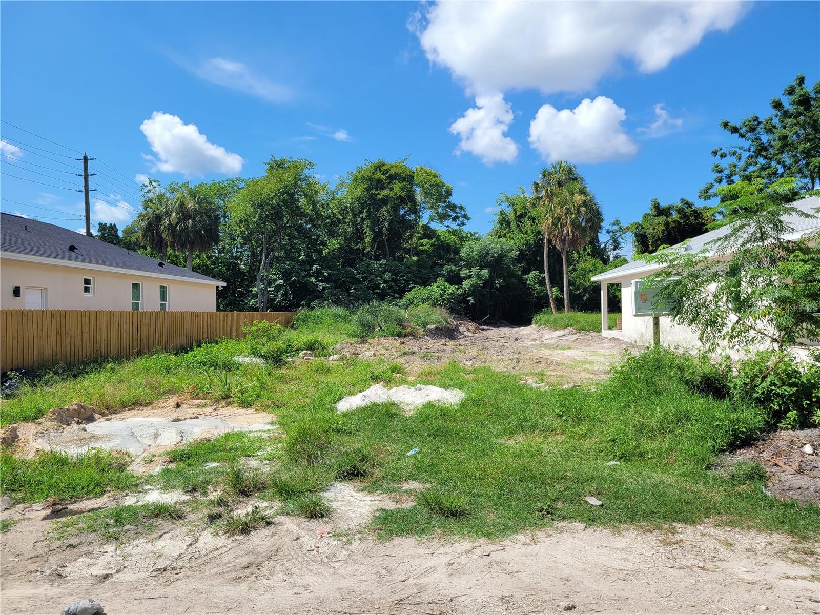 VENSETTA PARK - Land