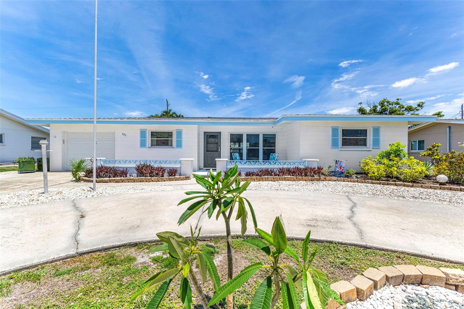 Search Properties for Sale 1 531 SHERIDAN DRIVE