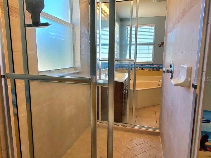 RIVER CLUB - Residential Lease