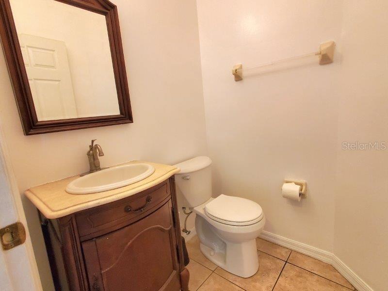 RIVER CLUB - Residential Lease