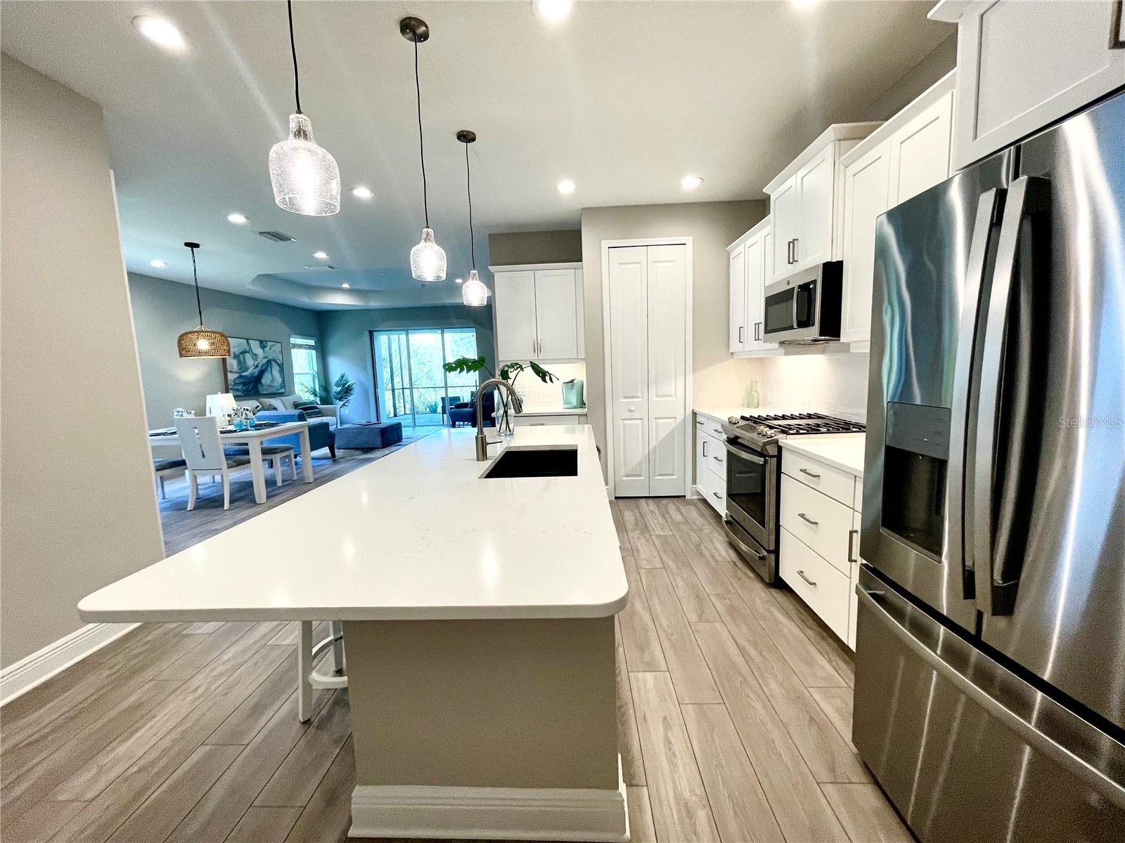 GRAND PALM PH 2B - Residential Lease