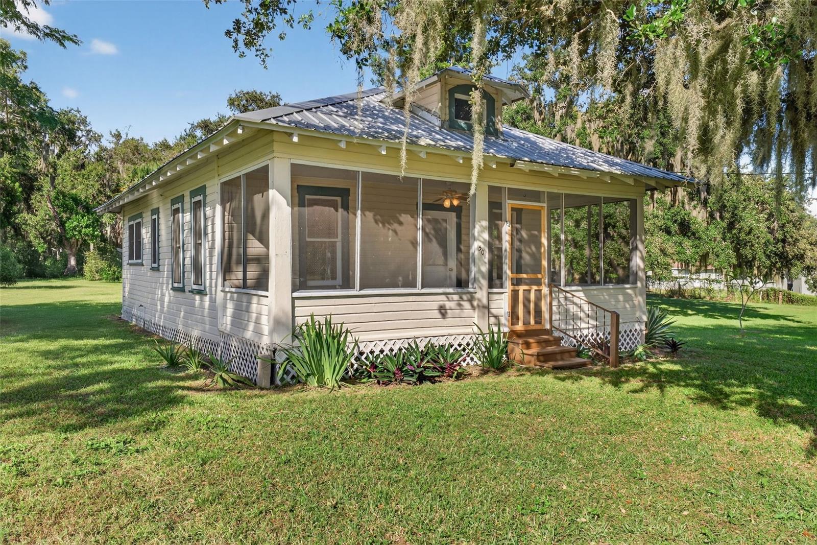 HALLS SUB - Residential