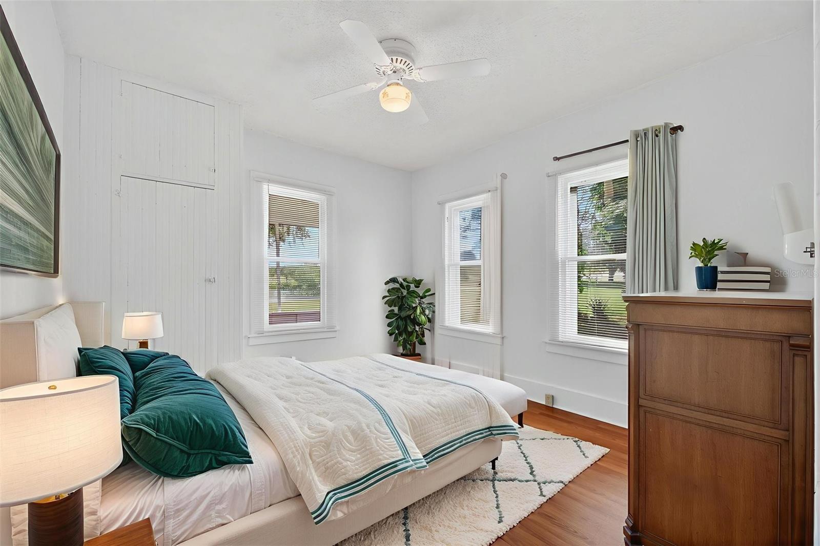 HALLS SUB - Residential