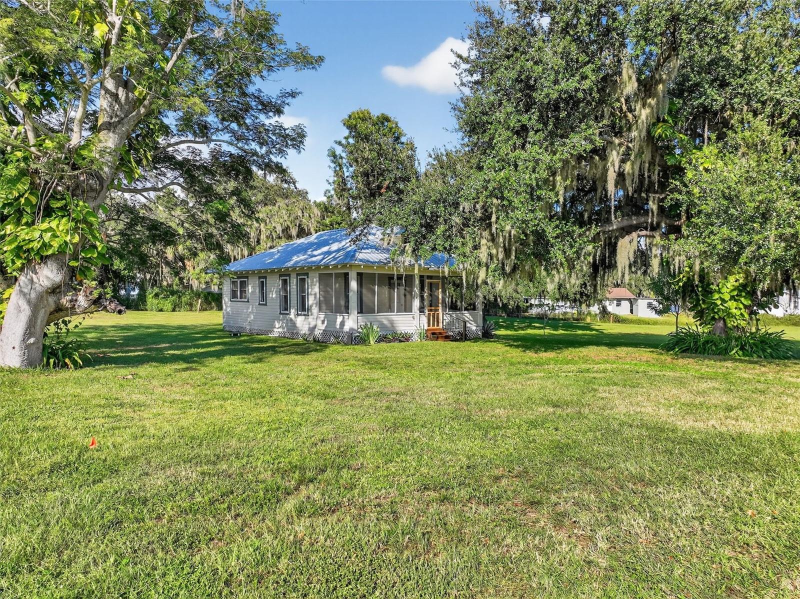 HALLS SUB - Residential