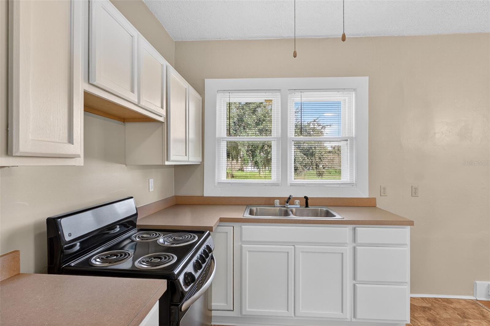 HALLS SUB - Residential