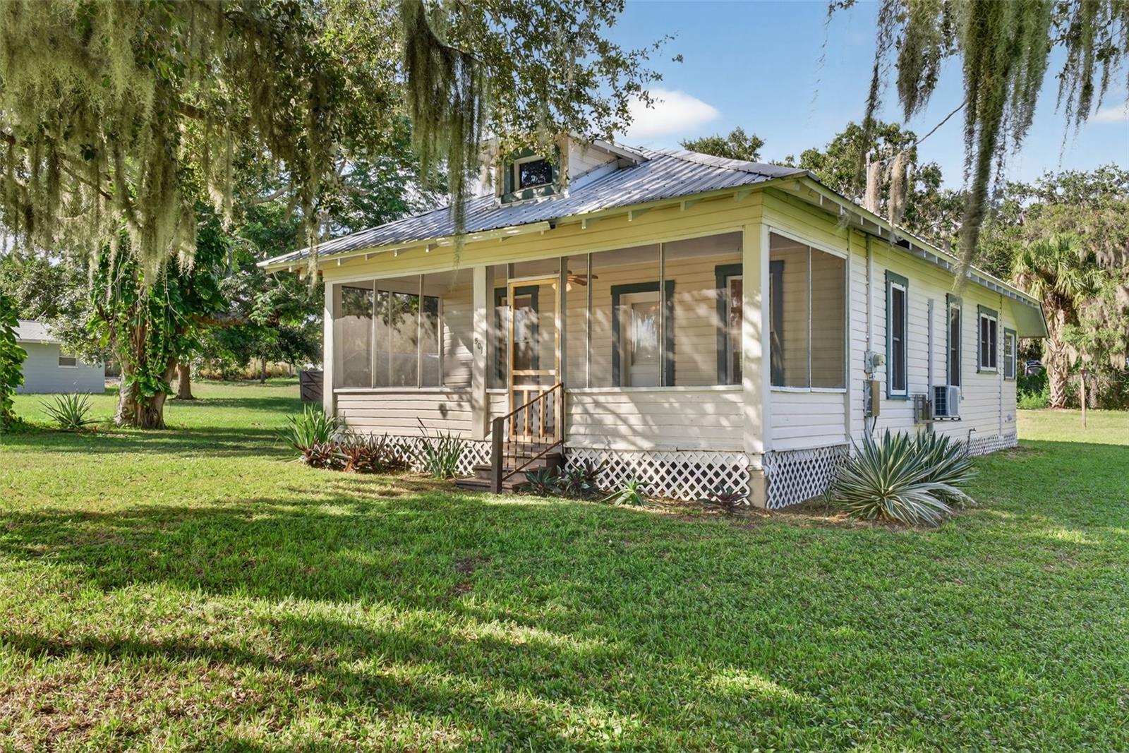 HALLS SUB - Residential