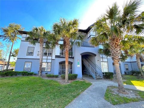Photo of 3700 Castle Pines Lane #4024, Orlando, FL 32839 (MLS # O6329389)