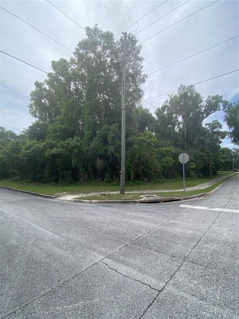 401 S KENTUCKY AVENUE DELAND FL 32724
