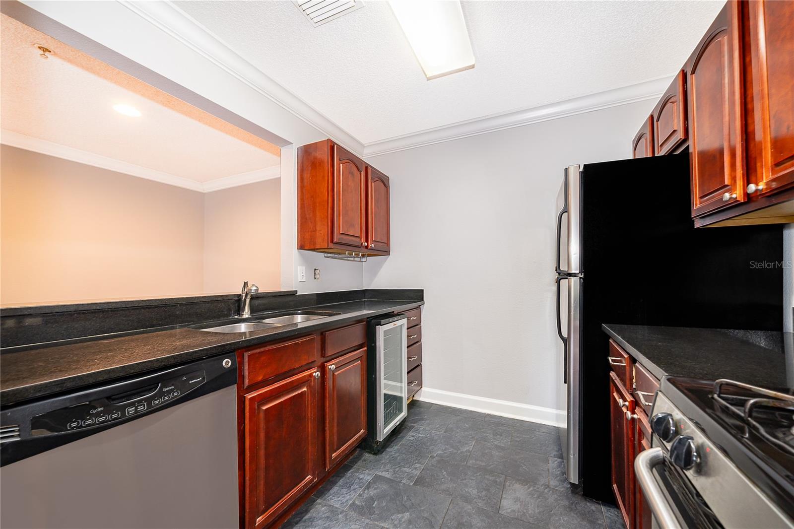 MIRIADA CONDO - Residential