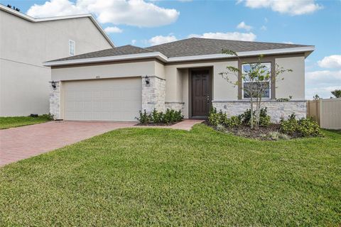 A home in MINNEOLA