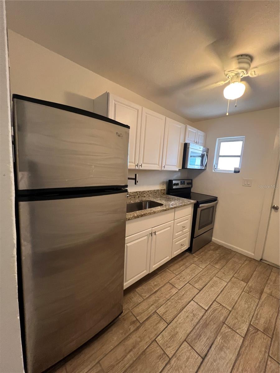 CAMPBELL & HENRY SUB - Residential