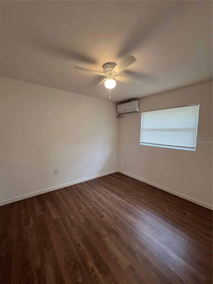 CAMPBELL & HENRY SUB - Residential